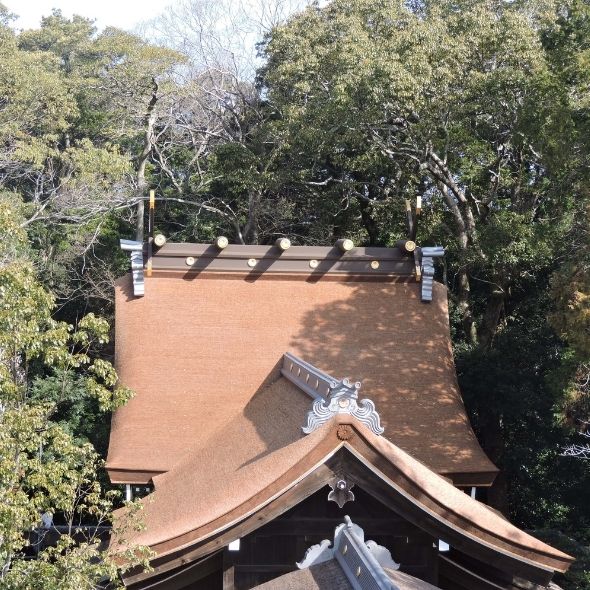 伊弉諾神宮の本殿画像